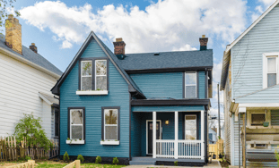 Flipping houses in Columbus can be a rewarding opportunity for experienced real estate investors. See how one home flipper took advantage of a fix-and-flip loan for this fixer upper!
