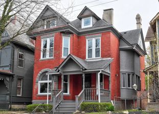 Columbus house flips come in all shapes and sizes across the capital of the Buckeye State. One particular Ohio house flipper recently partnered with us to complete a fixer-upper project in the city of Columbus that we are pleased to share as April 2021's featured flip.